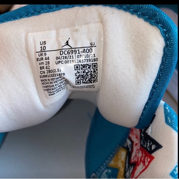 🔥New Air Jordan 1 Low Barcelona GS Men’s size 10 - Picture 7 of 13